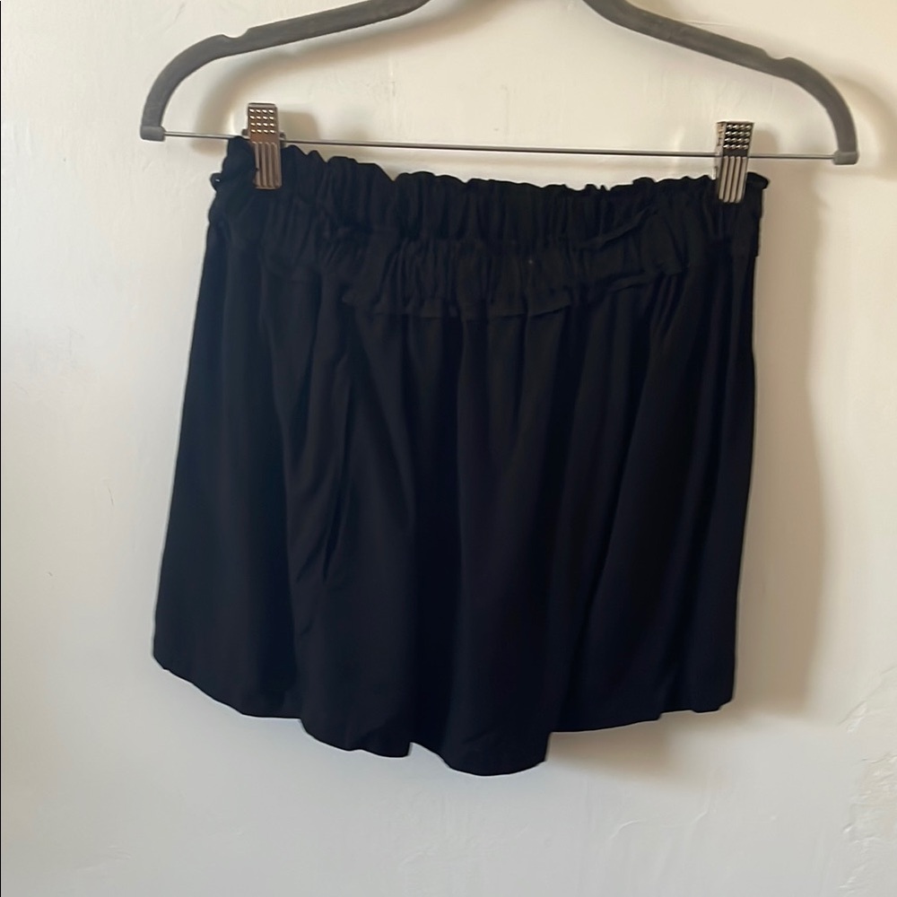 Splendid Black Shorts with Elastic Waistband